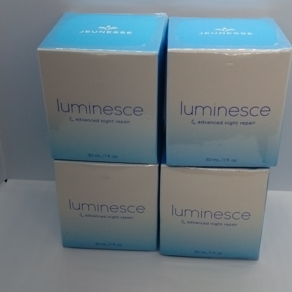 4 x Jeunesse Luminesce advanced night repair